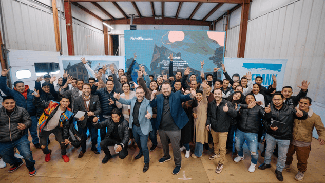 Comunidad Fix and Flip en evento